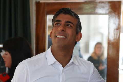 Rishi Sunak's U-turn on petrol car ban sees Labour's lead narrow in the polls