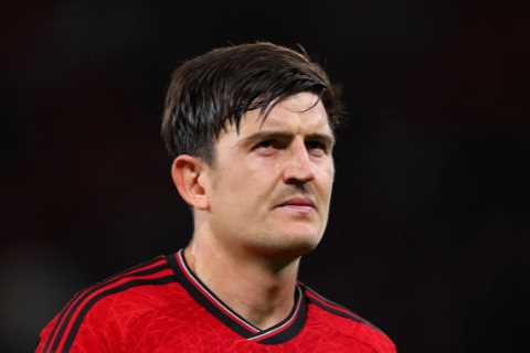 Fans Shocked as Tommy Fury Spotted in the Ring with Man Utd Star Harry Maguire Before His Huge KSI..