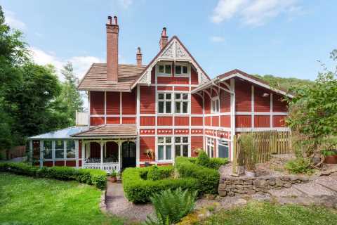Get ready to step inside the iconic house from Sex Education