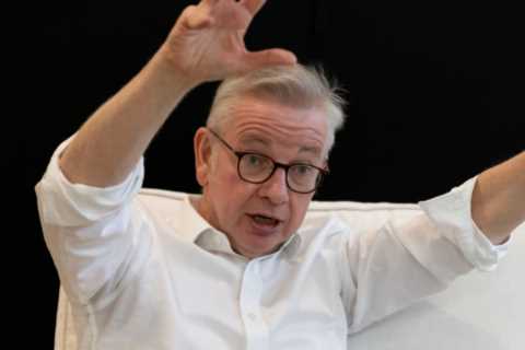 Michael Gove Vows to Outlaw Slacker Councils Implementing Four-Day Week