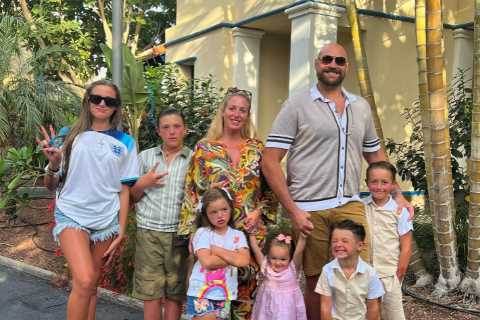 Tyson Fury BANNED from Cooking at Home After 'Absolutely Disgusting' Incident as Paris Reveals His..