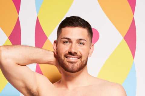 Love Island Star Scott Van-der-Sluis Rumored to Make Fourth Appearance on Franchise