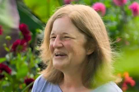 Gardeners’ World viewers moved by widow's emotional garden