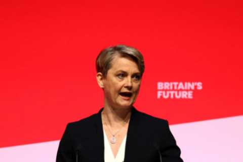 Labour pledges £100m to tackle youth violence and knife crime