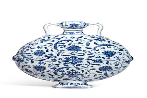 Chinese Vase from 15th Century Sells for £9 Million at Auction