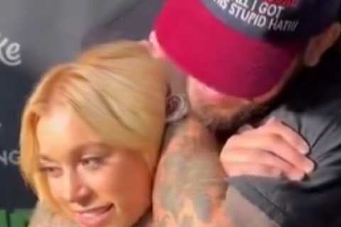 Elle Brooke Passes Out After Dillon Danis Puts Her in Chokehold