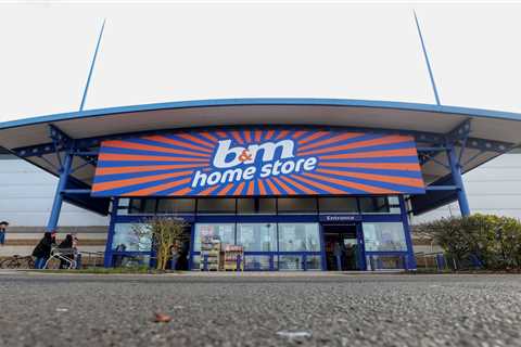 UK Shoppers Racing to Grab £20 Headphones for Just £1 at B&amp;M