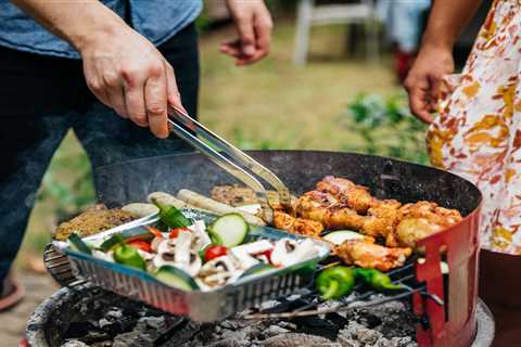 Autumn Heat Leads to Spike in Barbecue Food Sales as Food Inflation Slows