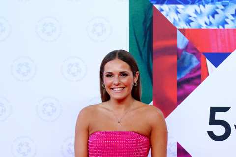 Who is Olivia Buzaglo and is the KSI vs Tommy Fury presenter married?
