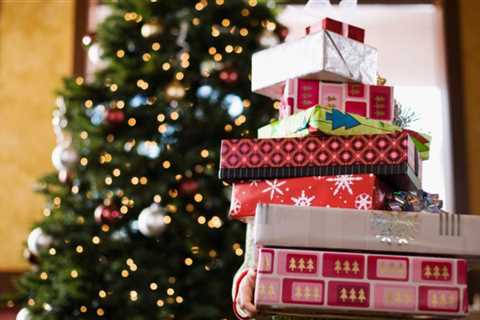 Eight Easy Hacks to Get Up to £3,590 in Free Cash Before Christmas Without Lifting a Finger