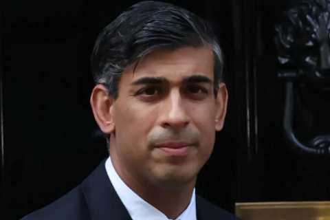Rishi Sunak under pressure to speed up building of new homes to win back younger voters