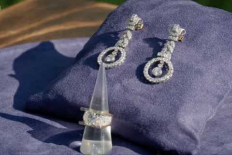 Antiques Roadshow Guest Shocked to Discover Value of Over the Top Jewellery