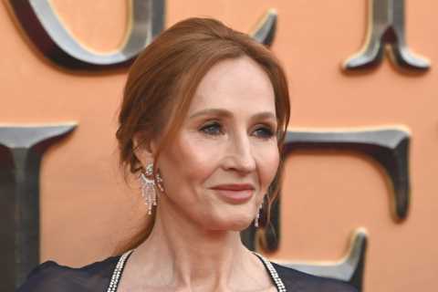 J.K. Rowling says she'd go to prison for women's rights