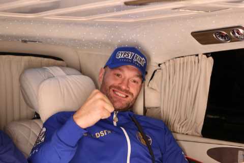 Tyson Fury and Oleksandr Usyk Share Private Phone Call Before Historic Title Unification