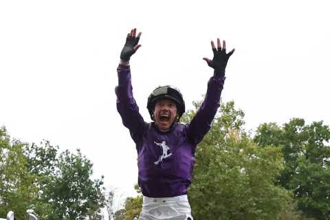 Frankie Dettori's Emotional Farewell: Last Ever Ascot Victory