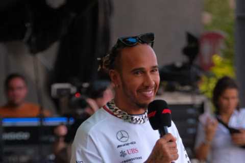 Lewis Hamilton Reveals Retirement Date Sparking Huge Reaction from Austin Crowd at US Grand Prix