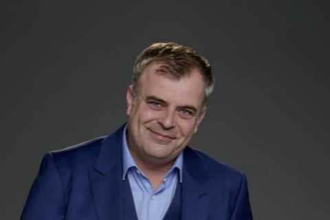 Soap Icon Simon Gregson Opens Up About Challenges in His First Decade on Coronation Street