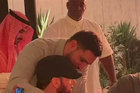 Amir Khan Tells Fan to 'Shut the F*** Up' After Giving Eminem Luxury Watch at Fury vs Ngannou