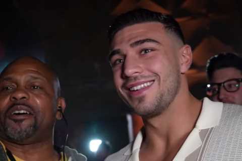 Tommy Fury Agrees to Fight Boxing Legend Roy Jones Jr on Undercard of Dad John's Bout with Mike..