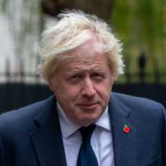 Only migrants earning £40,000 or more should be allowed into UK, says Boris Johnson