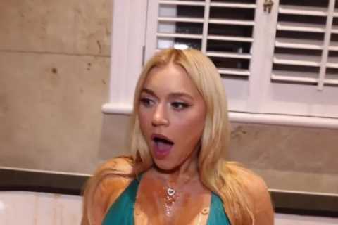 Elle Brooke Risks Instagram Ban with Bizarre Cooking Tutorial
