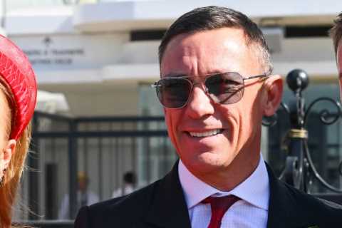 Frankie Dettori Opens Up About Wearing Sunglasses at Melbourne Cup