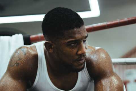 Anthony Joshua Teams Up with Tyson Fury's Former Coach in Surprising Move