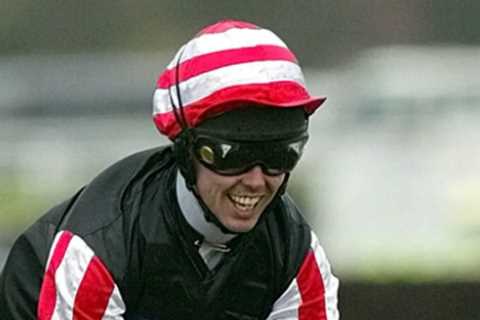Grand National-Winning Jockey Graham Lee in Intensive Care After Horror Fall at Newcastle Racecourse