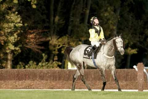 Teen Jockey Pays Tribute to Late Mum After Exeter Win, Set for Biggest Ride at Cheltenham