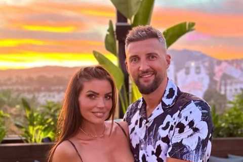 Boxing Champ Carl Froch Takes Wife to Strip Club on First Date