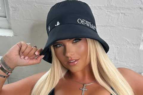 Fans Go Bananas Over Influencer Apollonia Llewellyn's Beach Confessions