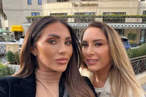 TOWIE fans amazed by Chloe Brockett's youthful-looking mum in stunning selfie
