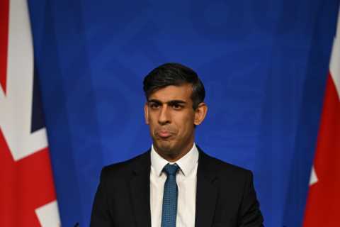 Fuming Rishi Sunak Vows to Introduce Emergency Laws for Migrant Flights to Rwanda After Judges..