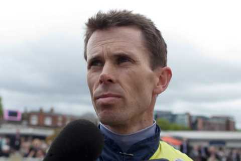 Jockey Graham Lee Recovering Well After Surgery Following Horrific Fall