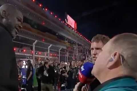 Martin Brundle Snubbed by Shaquille O’Neal in Awkward Grid Walk Exchange