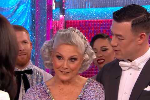 Strictly fans in stitches over Neil Jones' reaction to Angela Rippon's scores at Blackpool Special