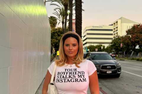 Boxing Ring Girl Apollonia Llewellyn Warns Girlfriends About Their Men's Social Media Habits with..