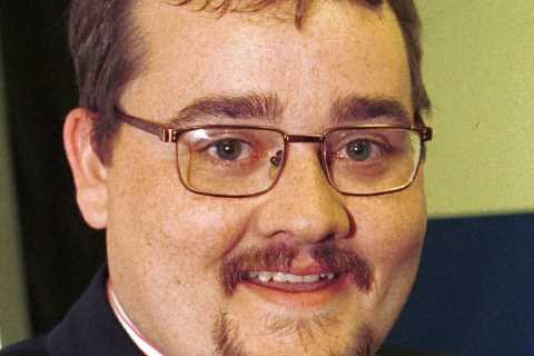 Former Star of BBC Reality Show Alleges Bullying in Latest Job