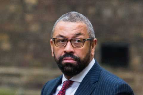 Home Secretary James Cleverly apologises for calling Labour politician a ‘s*** MP’ in Commons