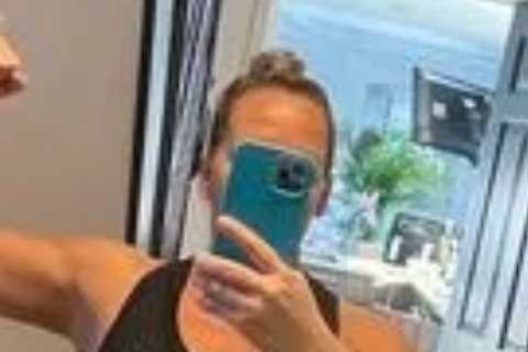 EastEnders star Lorraine Stanley reveals incredible weight loss and body transformation ahead of..