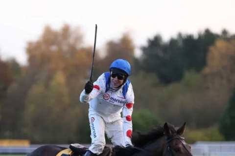 Who won Betfair Chase? Full Results and Finishing Order for Haydock Showpiece