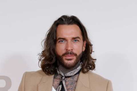 Pete Wicks Sticks to Plan to Greet Sam Thompson in I'm A Celeb, Despite Zara McDermott's..