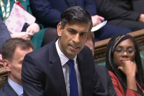 PM Slams Greece for Grandstanding Over Elgin Marbles as Meeting Gets Cancelled