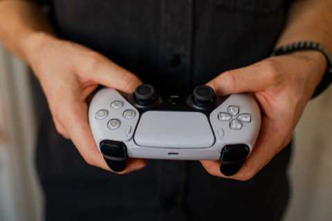 Gamers Rush to Buy PS5 After Latest Price Drop – Stock Running Out Fast