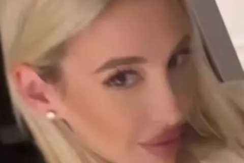 Bri Teresi stuns in revealing top as golf influencer is ‘ready to freeze’ before Christmas event in ..