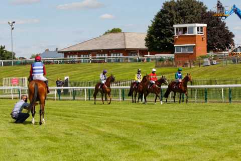 Huge row over state of ‘frozen’ ground at Bangor as trainers withdraw runners but track say it’s..