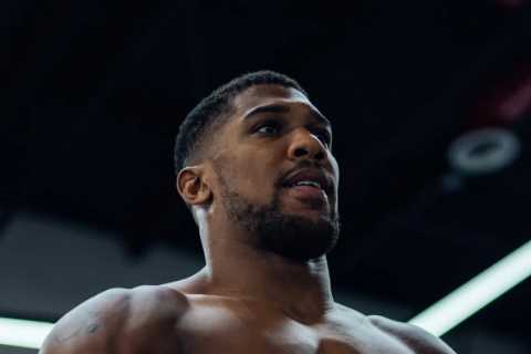 Anthony Joshua Teams Up with Trainer Ben Davison Ahead of Next Fight