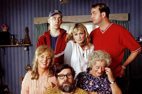 The Royle Family Stars Reunite for Heartbreaking Documentary in Tribute to Caroline Aherne