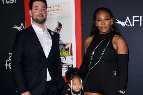 Tennis Legend Serena Williams Reveals Unusual Method for Healing Sunburn