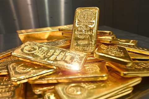 Gold prices reach all-time high as investors seek safe haven
